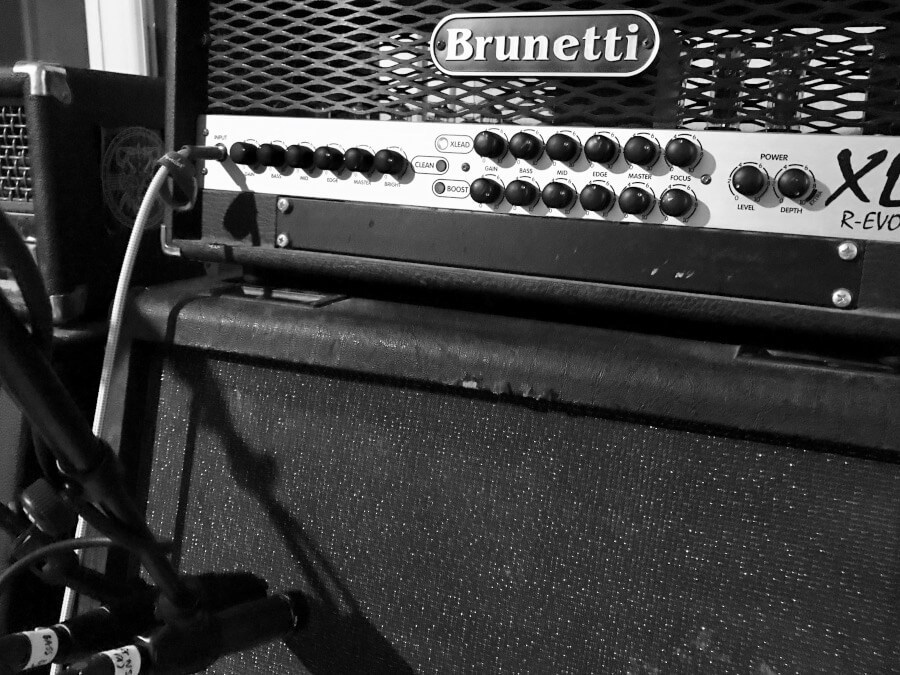 Enregistrement studio d’un ampli guitare Brunetti avec 2 micros